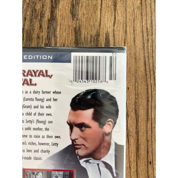 Born To Be Bad DVD Full Frame Edition Cary Grant Classic Romance Comedy NEW - Picture 2 of 4